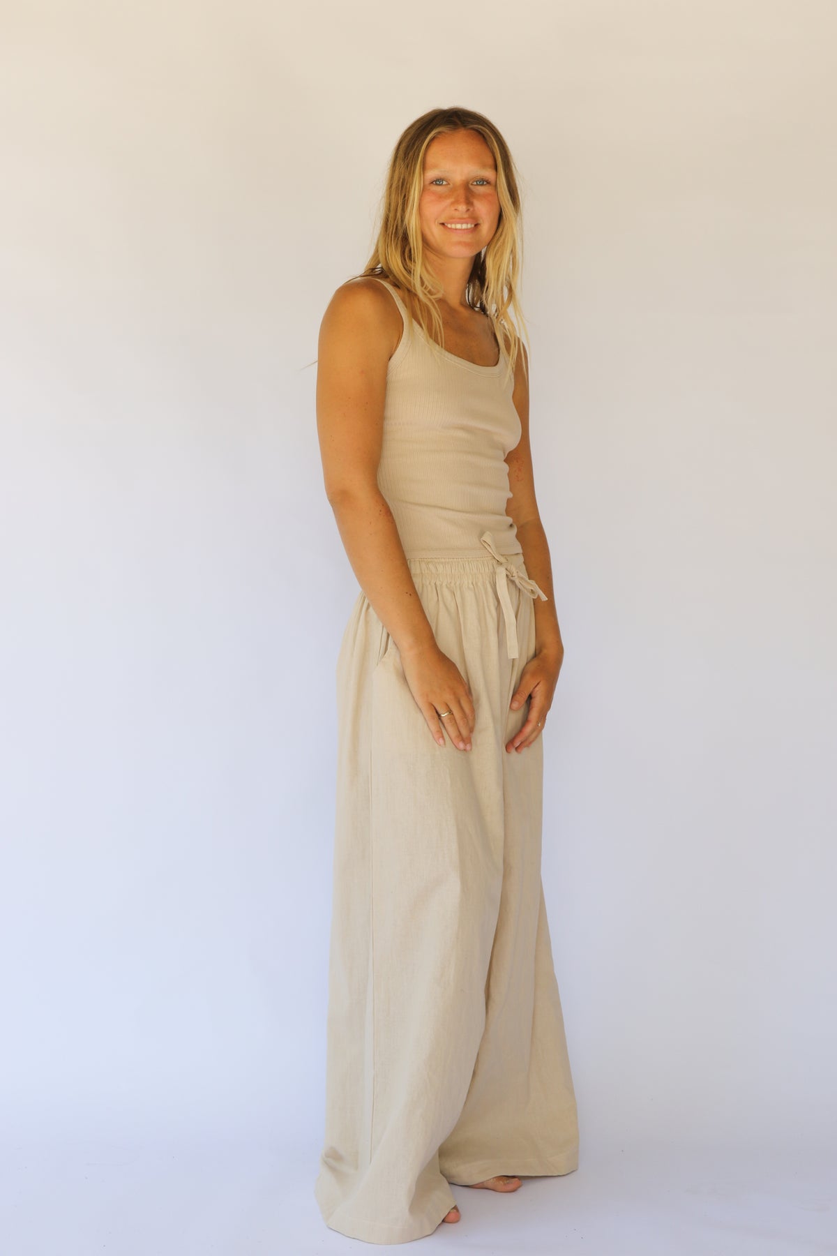Flow Trouser in Sand